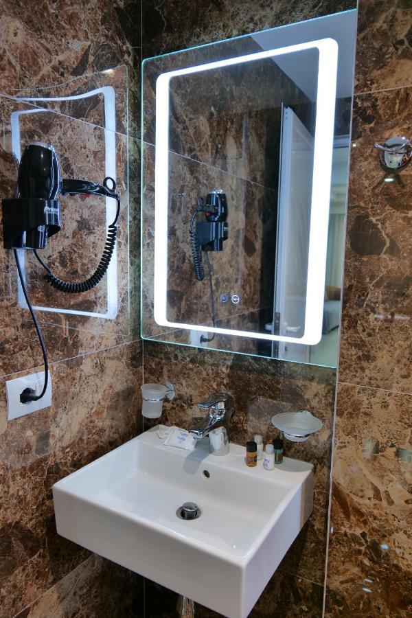 Hotel Alpha Sarandë